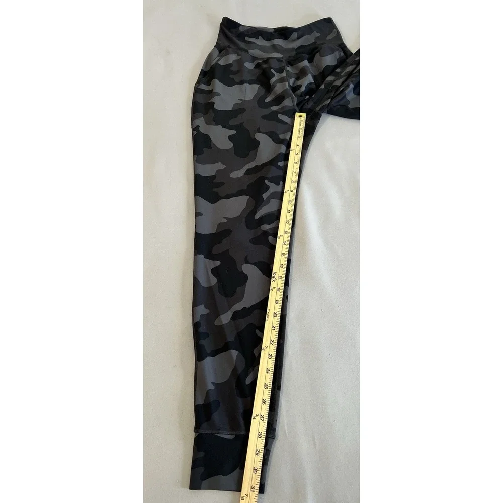 Old Navy Joggers Sz Medium Tall Camuflaje‎ Women's Gym Yoga Running